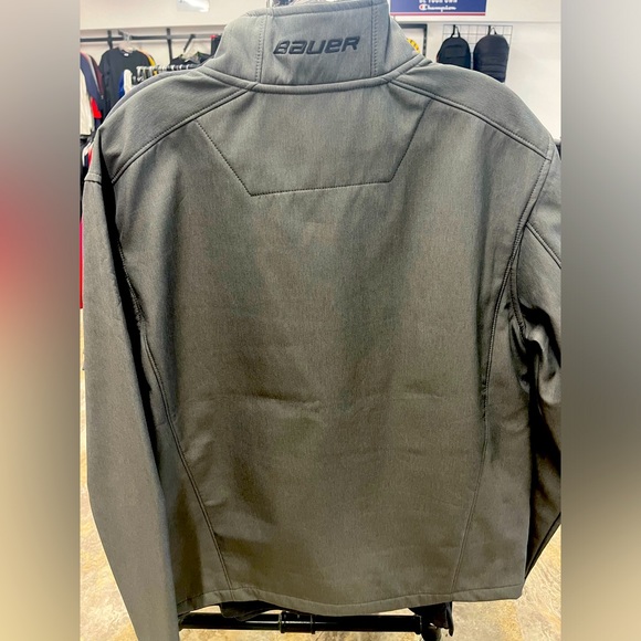 Bauer hockey soft shell jacket brand new - Picture 3 of 3